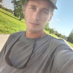 Meet your Posher, Aj